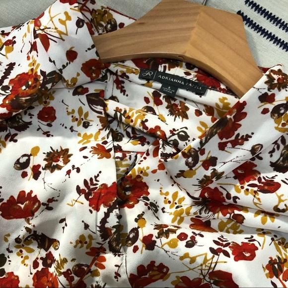 Adrianna Papell Floral Popover Blouse - Picture 3 of 12